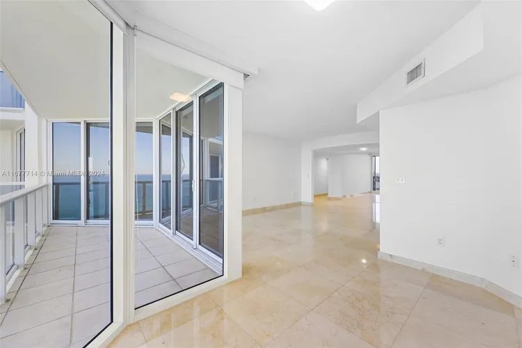 Ocean One #2703 image #7