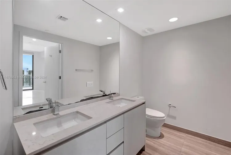 1010 Brickell #3504 image #27