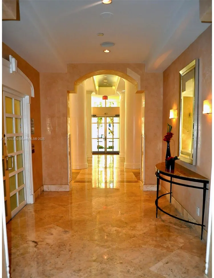 Isola #1414 image #21