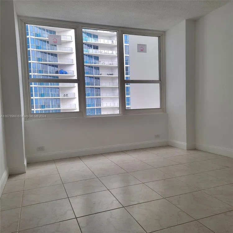 Alexander Towers #608 image #9