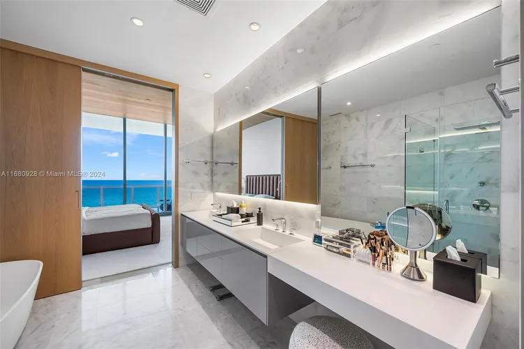 L' Atelier #1504 image #10