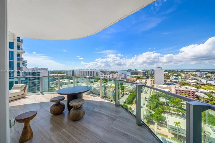 L' Atelier #1504 image #16