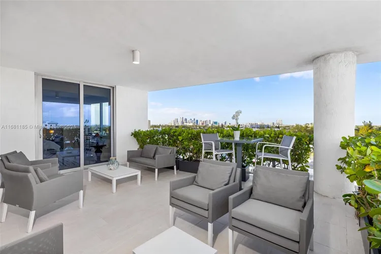 Riva Fort Lauderdale #801 image #35