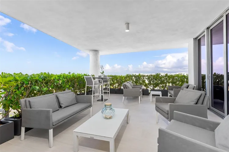 Riva Fort Lauderdale #801 image #36