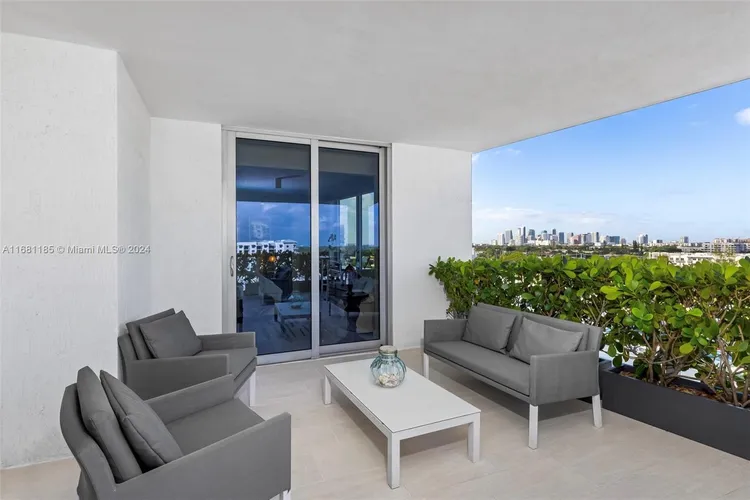 Riva Fort Lauderdale #801 image #37