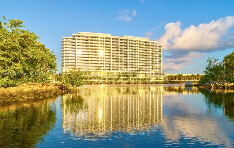 Riva Fort Lauderdale #801 image #41