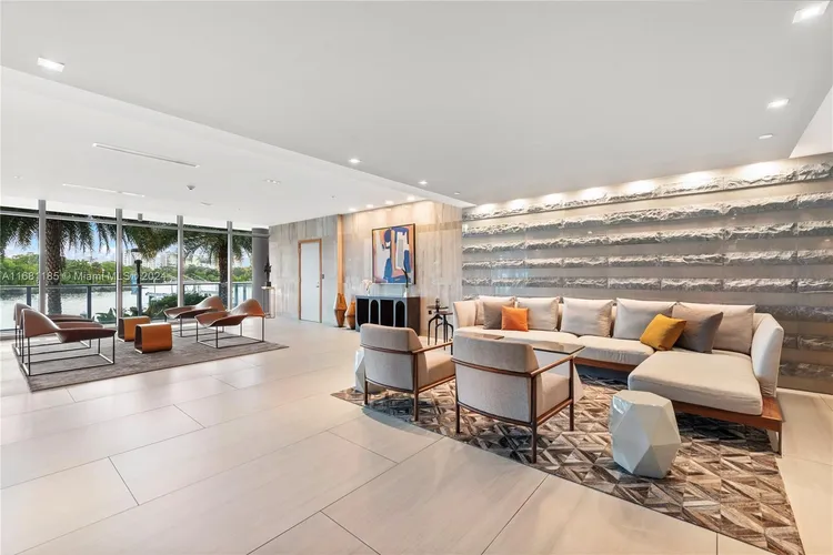 Riva Fort Lauderdale #801 image #43
