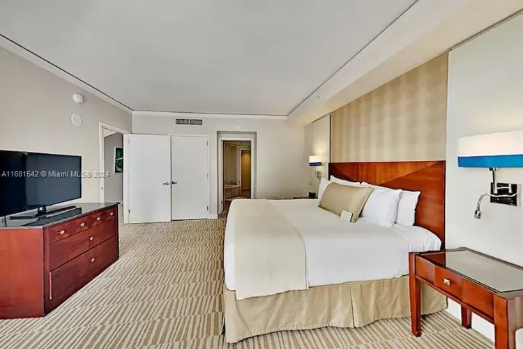 Trump International #1514 image #14