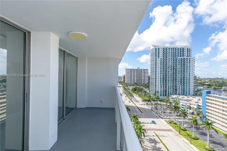 La Mer Estates #TS502 image #16