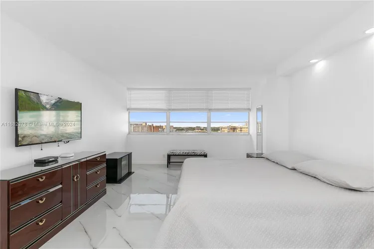 La Mer Estates #TS502 image #26