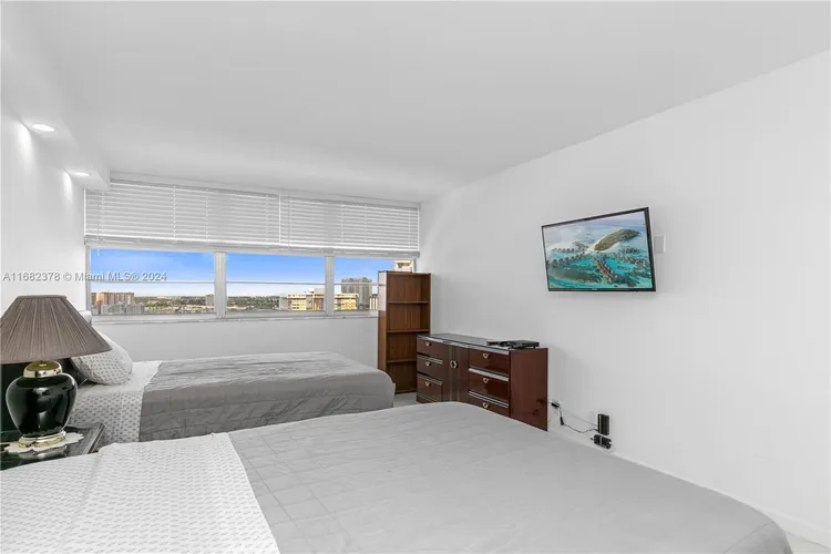 La Mer Estates #TS502 image #32