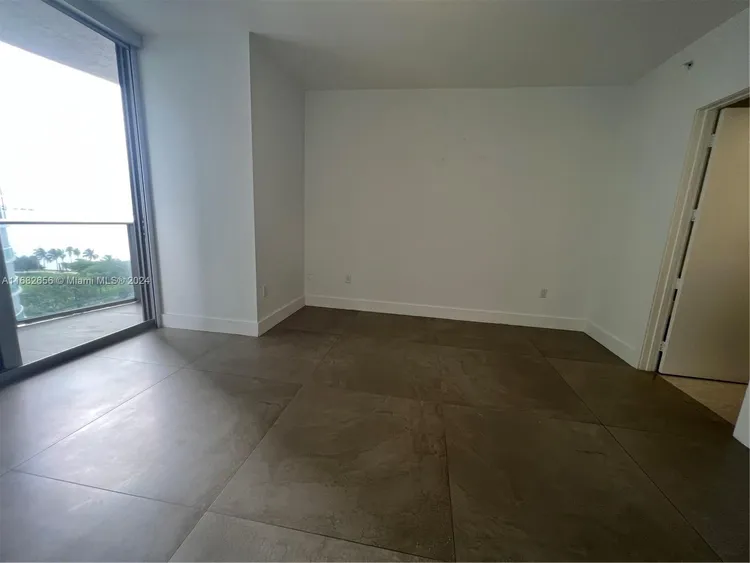 Aria on the Bay #1011 image #17