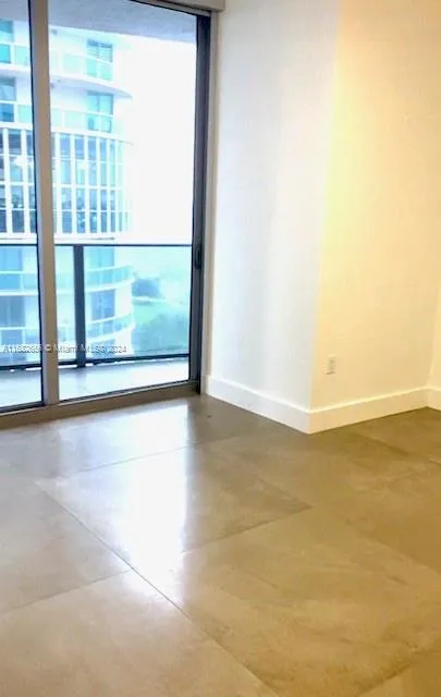 Aria on the Bay #1011 image #26