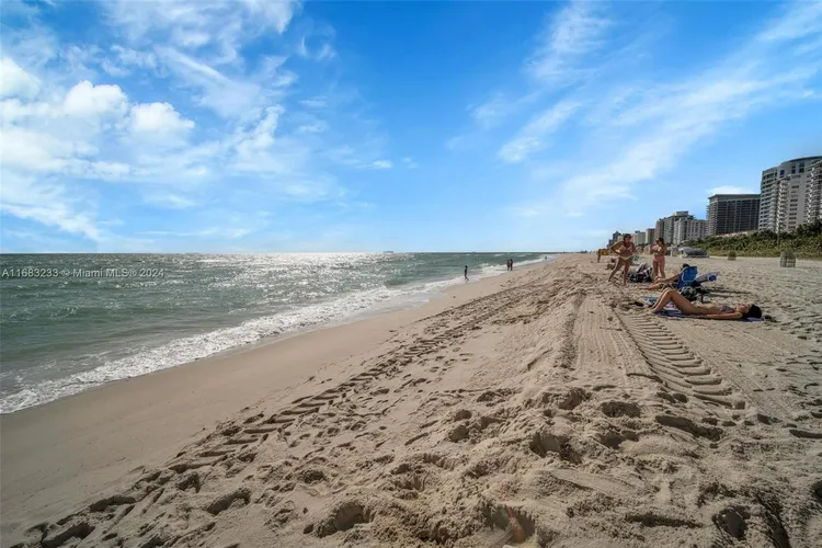 Casablanca #624 image #12