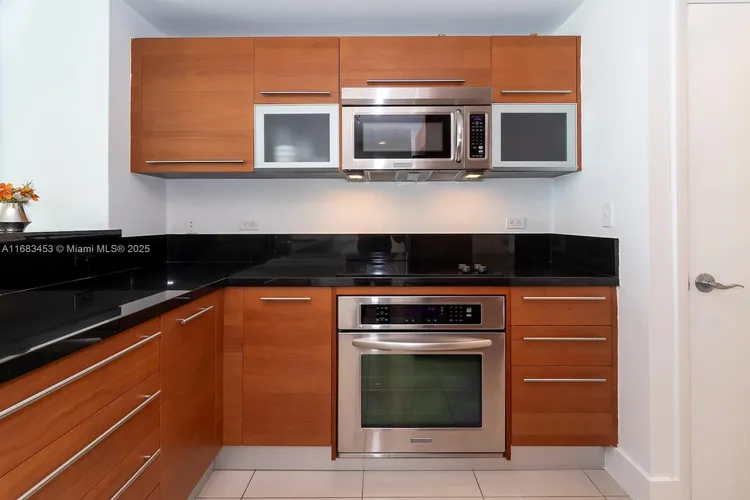 Vizcayne North Tower #2203 image #16