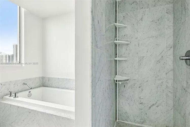 Vizcayne North Tower #2203 image #41