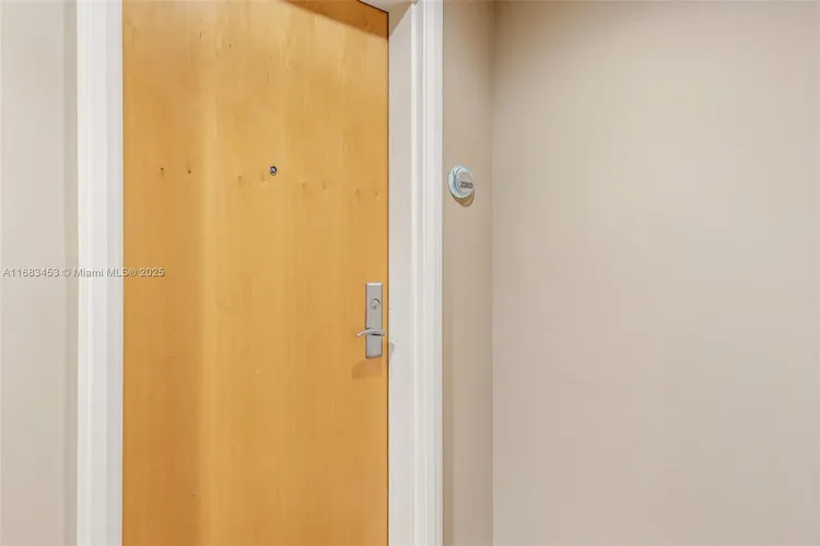 Vizcayne North Tower #2203 image #48