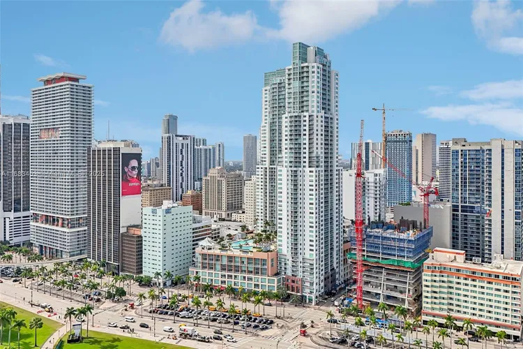 Vizcayne North Tower #2203 image #71