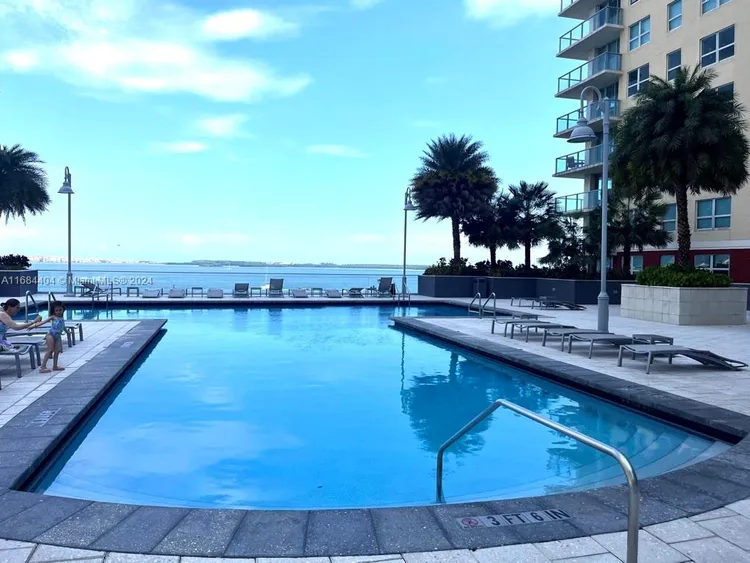 The Mark #1709 image #30