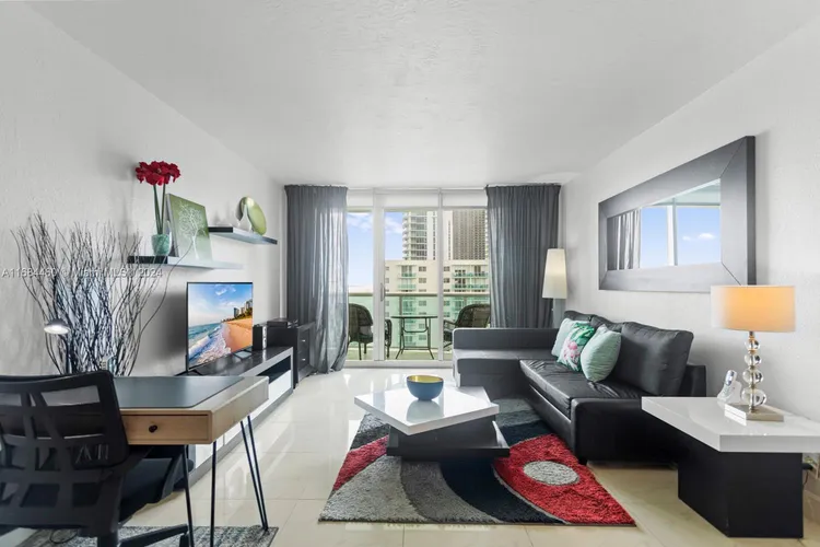 The Tides On Hollywood Beach #15H image #12