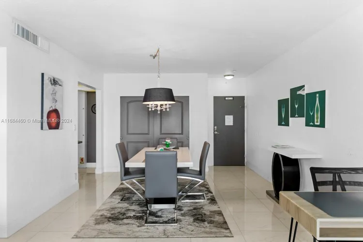 The Tides On Hollywood Beach #15H image #18