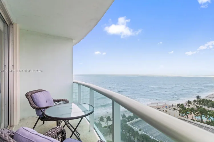 The Tides On Hollywood Beach #15H image #23