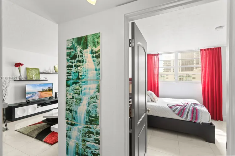 The Tides On Hollywood Beach #15H image #27