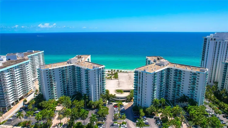 The Tides On Hollywood Beach #15H image #38