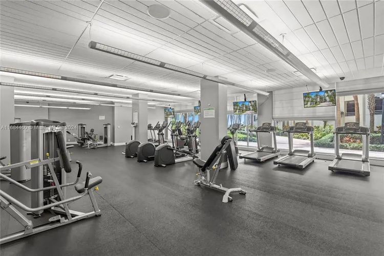 The Tides On Hollywood Beach #15H image #46