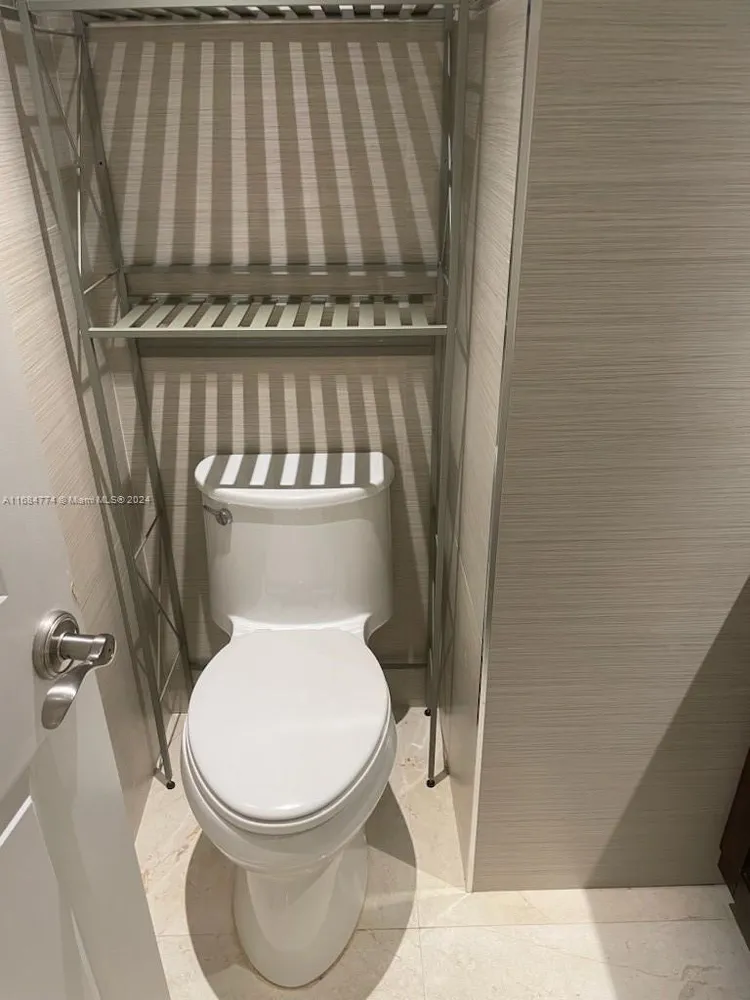 The Plaza of Bal Harbour #1014 image #15