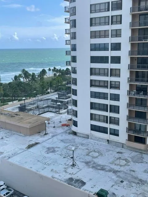 The Plaza of Bal Harbour #1014 image #17