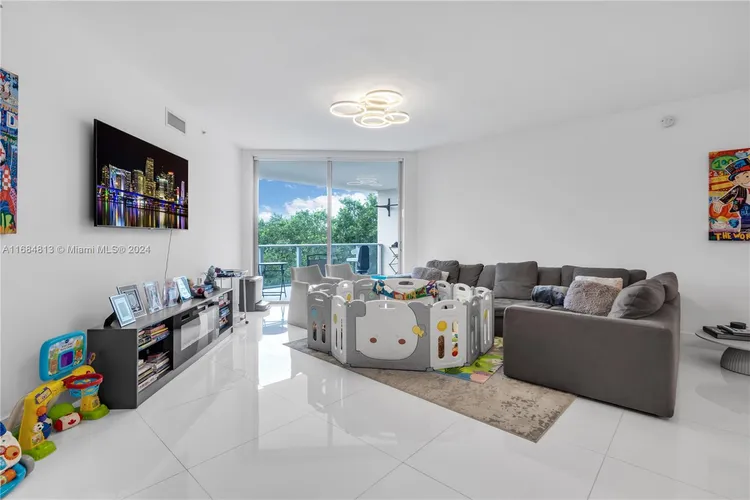 Marina Palms Yacht Club and Residences North Tower #304 image #12