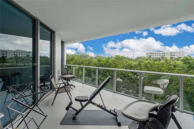 Marina Palms Yacht Club and Residences North Tower #304 image #33
