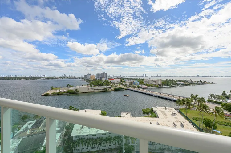 360 Condo #1209 image #11