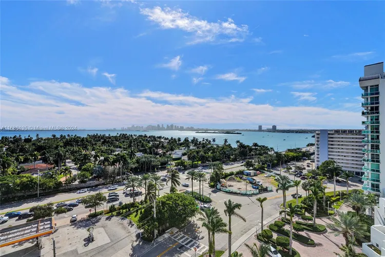 360 Condo #1113 image #45