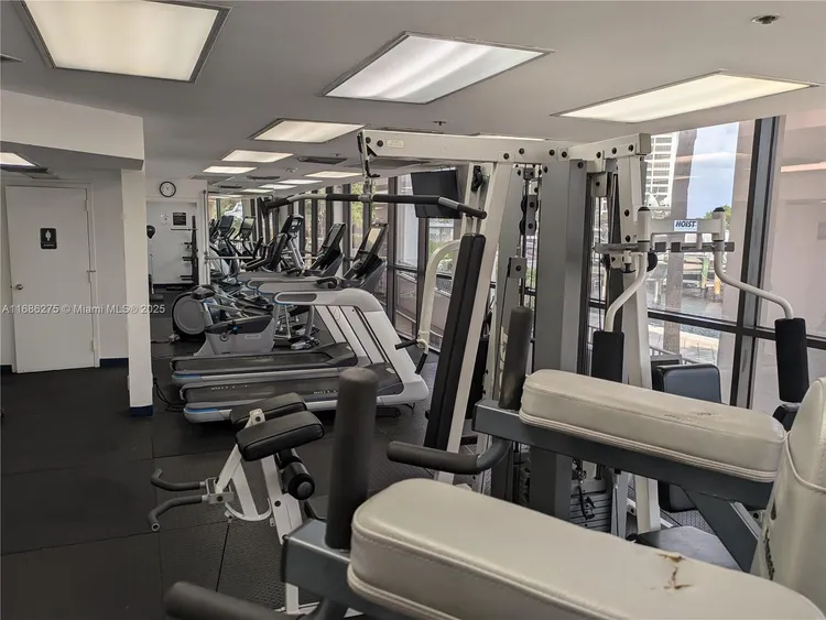 Anchor Bay Club #109 image #13