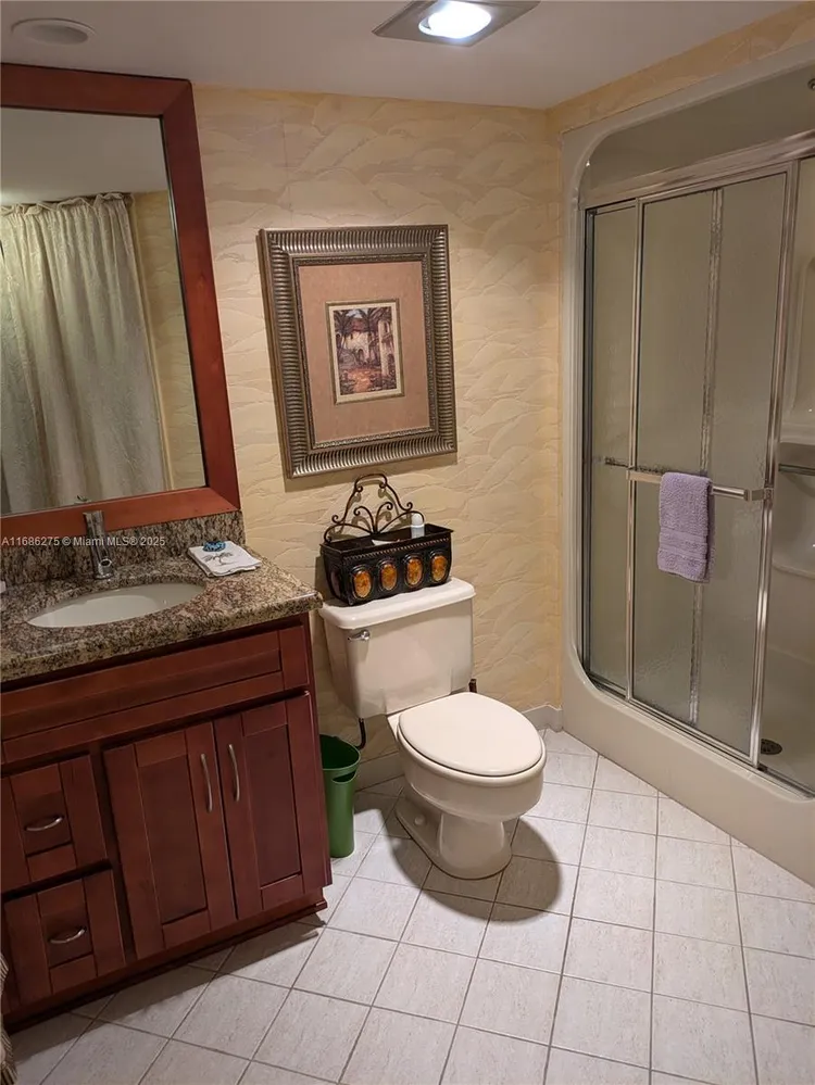 Anchor Bay Club #109 image #65