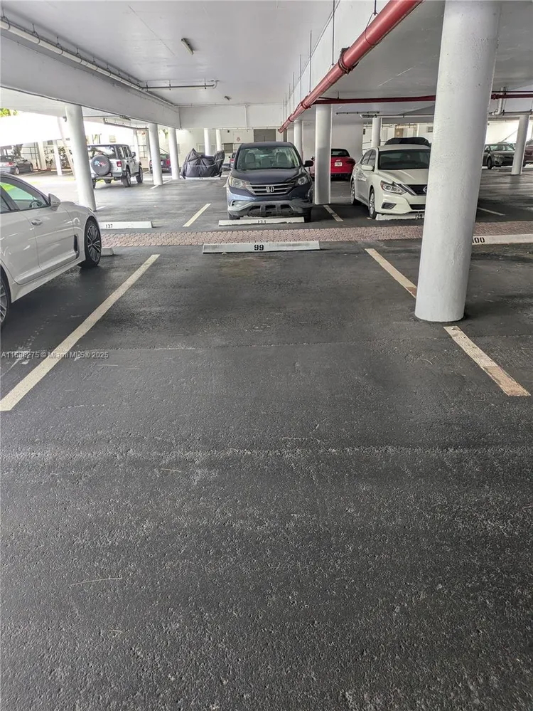 Anchor Bay Club #109 image #9