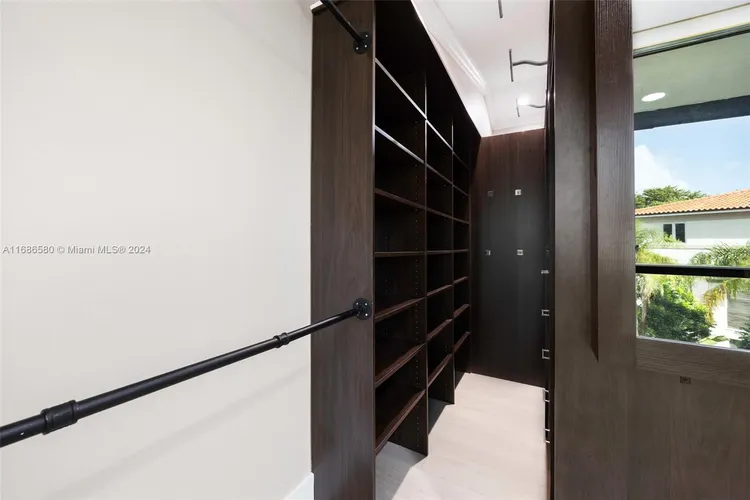 L Hermitage #20 image #20