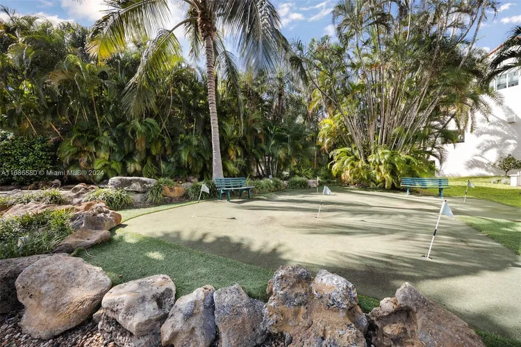 L Hermitage #20 image #33