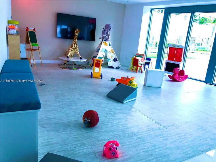 Blue #2902 image #28