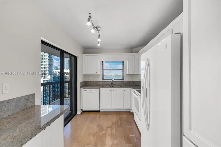 Brickell Bay Club #2011 image #9