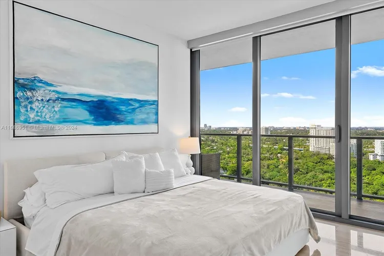 Echo Brickell #2205 image #10