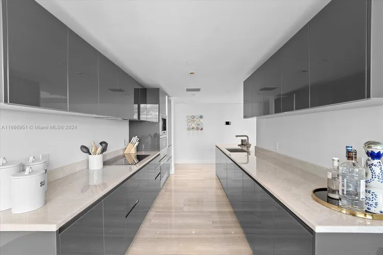 Echo Brickell #2205 image #7