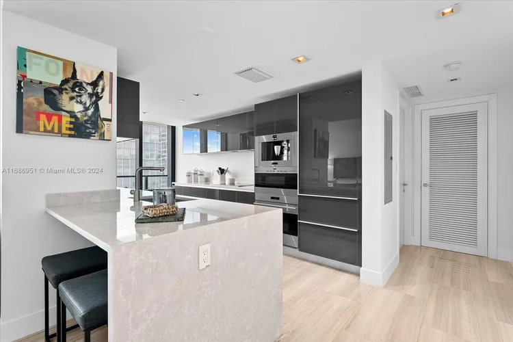 Echo Brickell #2205 image #8