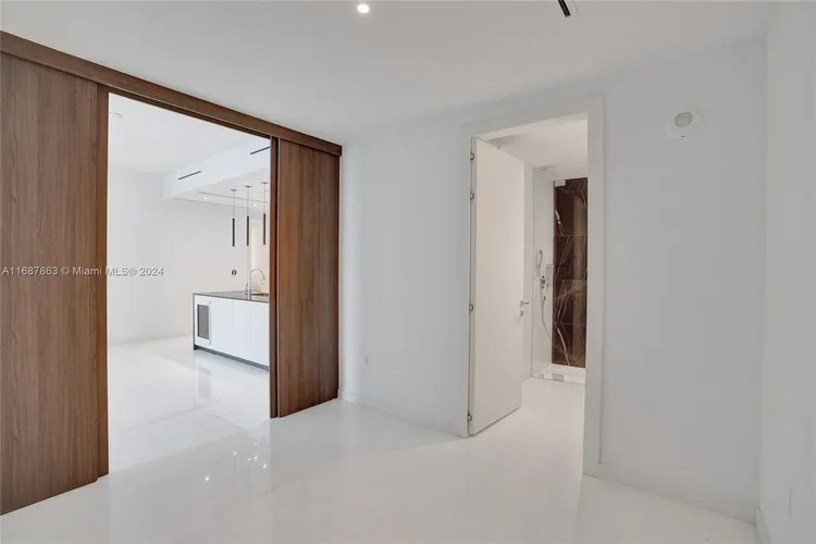 Aston Martin Residences #2105 image #19