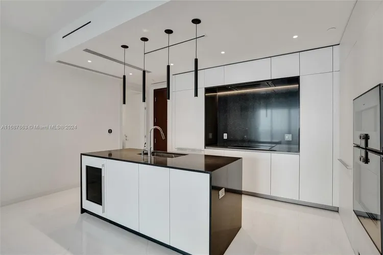 Aston Martin Residences #2105 image #23