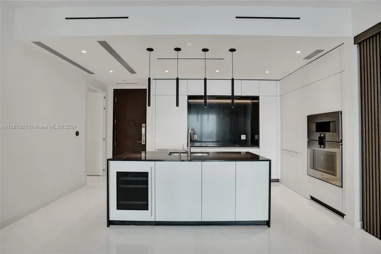 Aston Martin Residences #2105 image #6