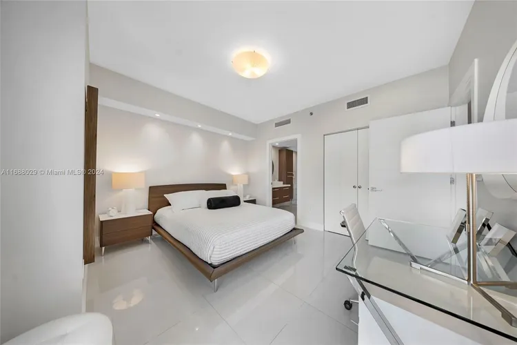 Icon Brickell I #2905 image #25