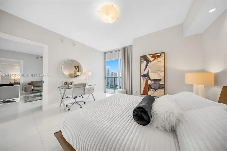 Icon Brickell I #2905 image #29